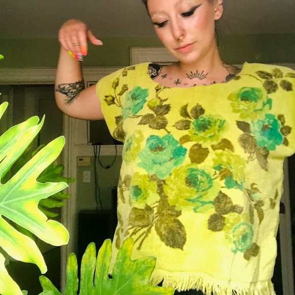 🌿 VINTAGE TOWEL TOP 🌿 - Picture 3 of 3